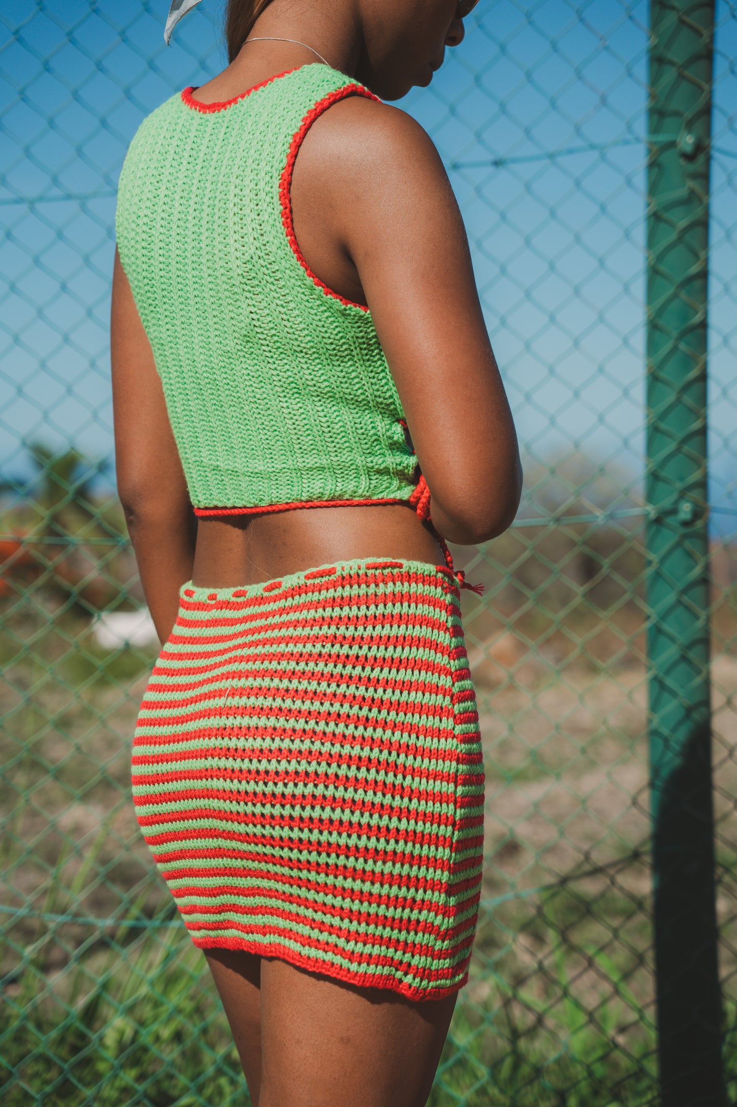 ENSEMBLE TRICOT - TOP et JUPE